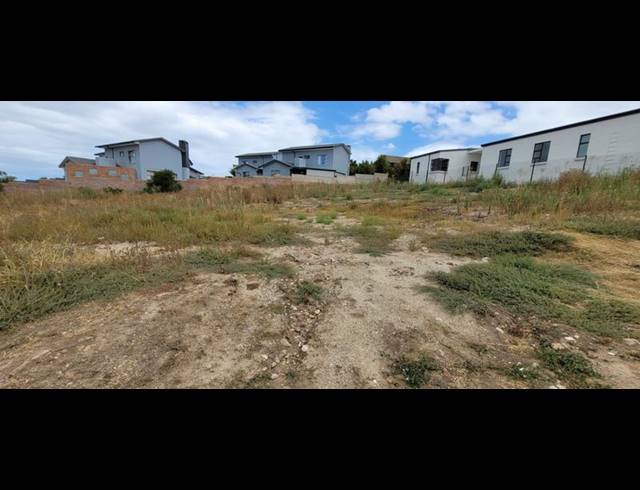 LAND FOR SALE IN ISLAND VIEW